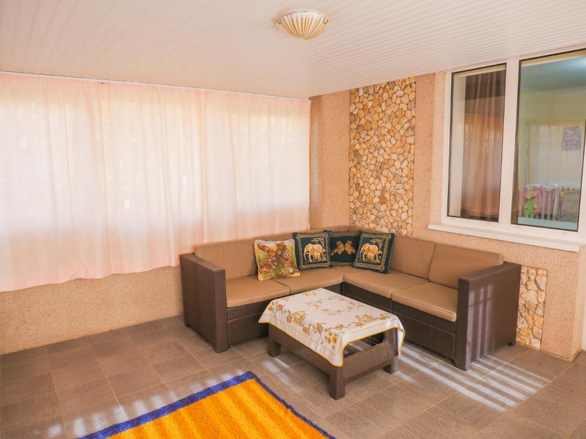 Kiki'S Villa Codru Екстериор снимка