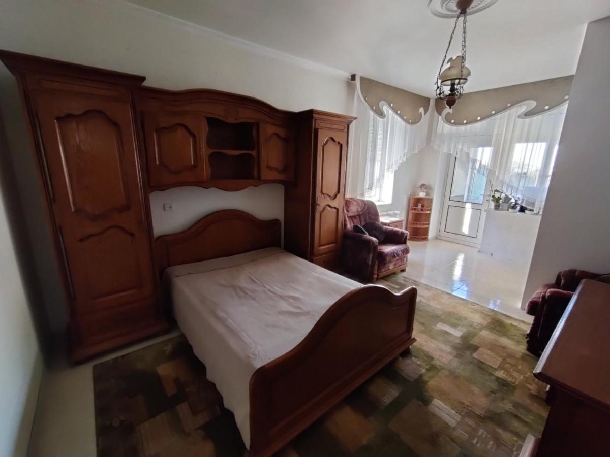 Kiki'S Villa Codru Екстериор снимка
