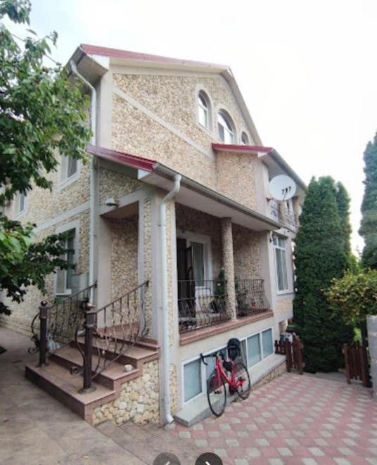 Kiki'S Villa Codru Екстериор снимка